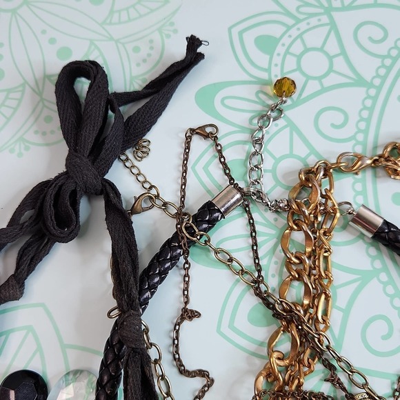 ****SOLD****Jewelry Lot 64. Vintage to Modern - Picture 16 of 16